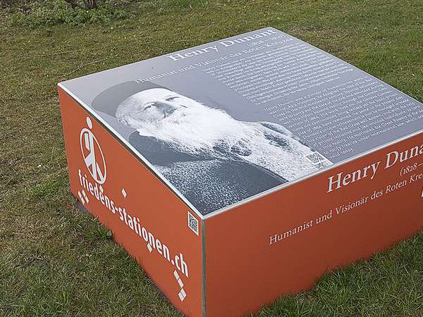 Friedensweg mit Tablet