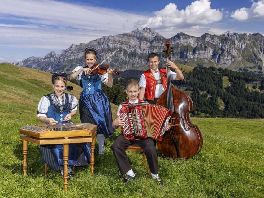 Appenzeller Abend mit der "Familienkapelle Höhigruess"
