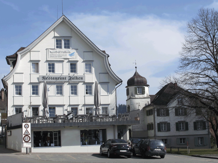 Falken pizzeria and guest house 