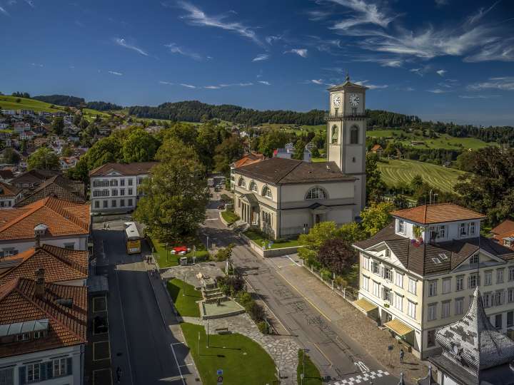À propos de femmes, de paix et de Heiden