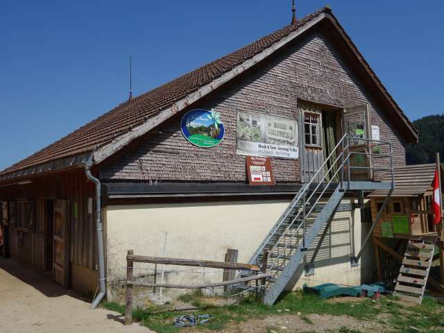 Schlafen im Stroh - Lillybeizli