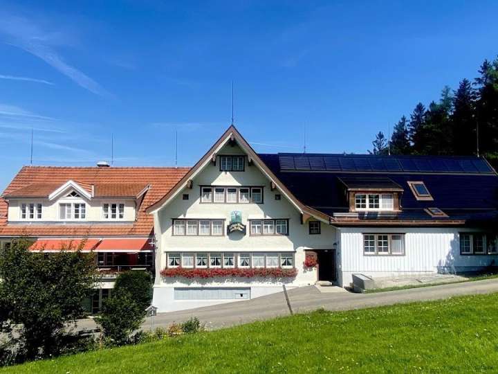 Hirschen Wald - inn and bakery
