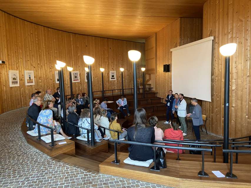 Tourismushöck Kinderdorf Pestalozzi