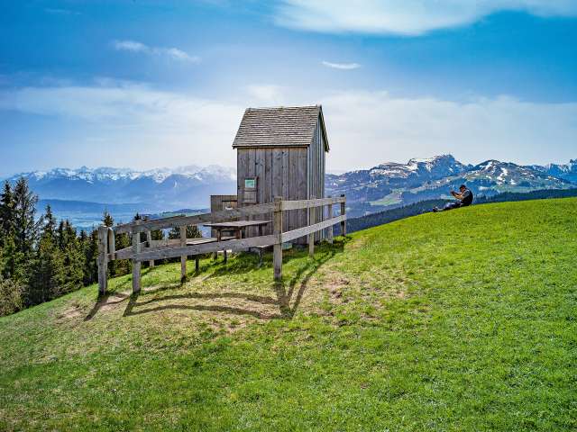 Aussichtsreich auf See, Talebene und Berge