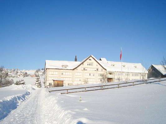 Am Schönenbühl family and group hotel