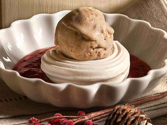 Biberglace mit Zwetschgencoulis